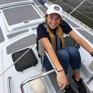 Meet your Posher, Makayla